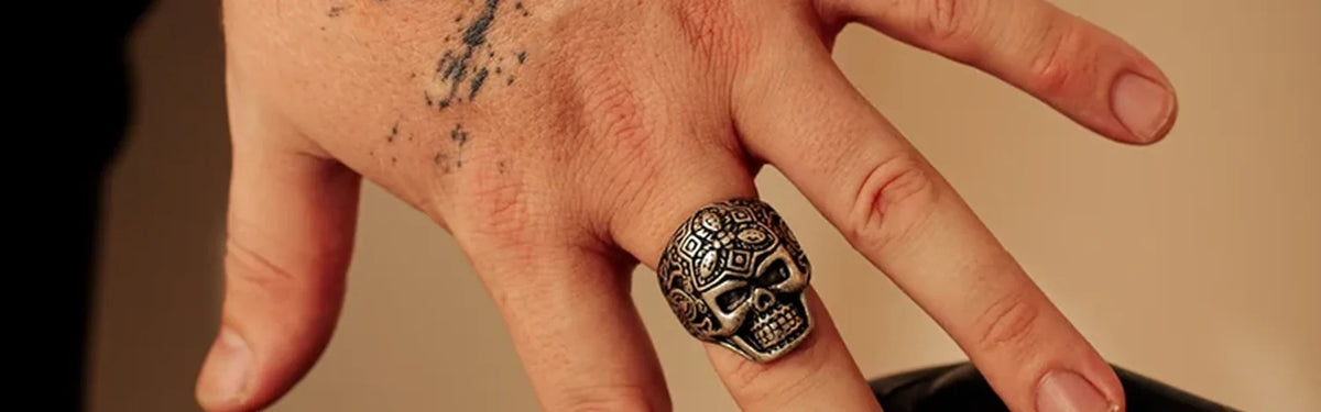 Rebel Skulls Herrenschmuck von SAVE BRAVE